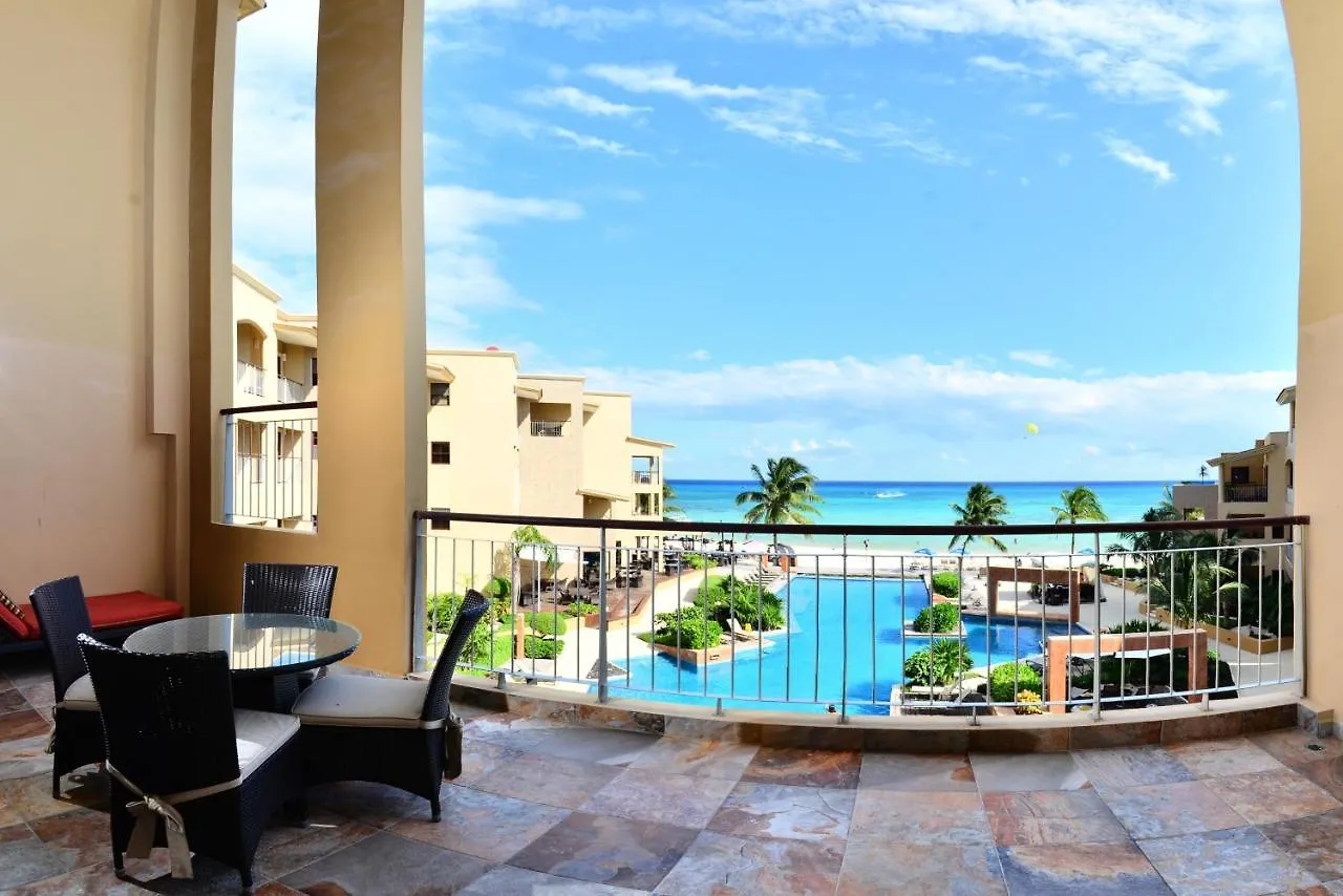 One Of Our Most Popular And Luxurious El Faro Condos Coral 303 Playa del Carmen Apartmán