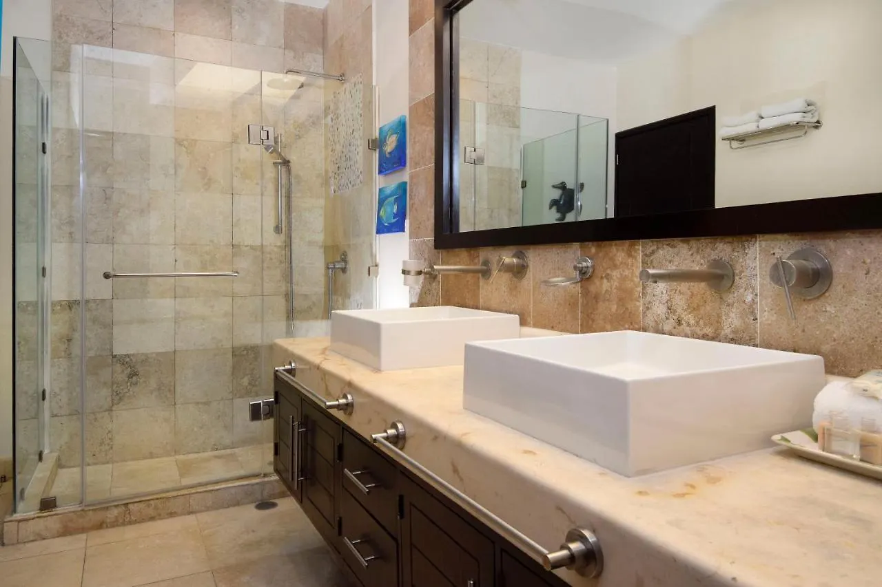One Of Our Most Popular And Luxurious El Faro Condos Coral 303 Playa del Carmen 0*,  Mexiko